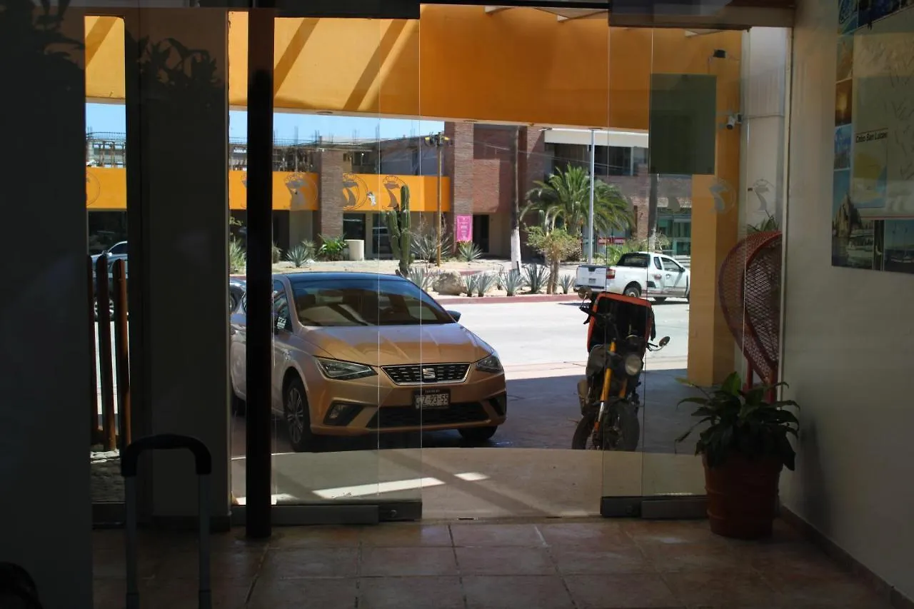 *** Otel Seven Crown Express & Suites By Kavia Cabo San Lucas Meksika